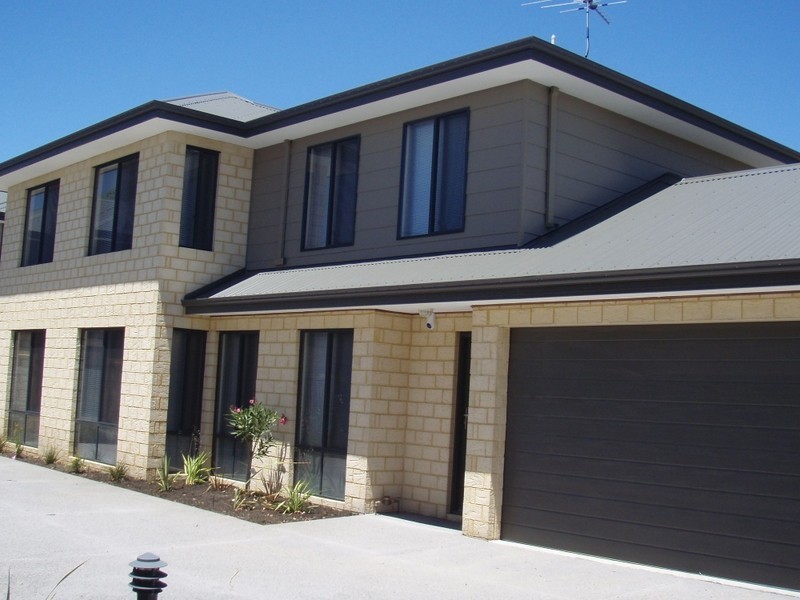 10/179 Leake Street, Belmont WA 6104
