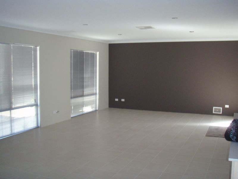 10/179 Leake Street, Belmont WA 6104