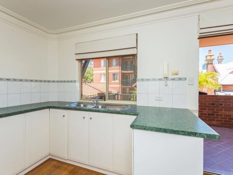 9/42-44 Bronte Street, East Perth WA 6004