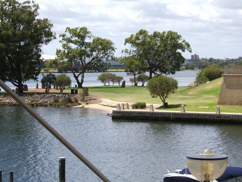 8/1 Henry Lawson Walk, East Perth WA 6004