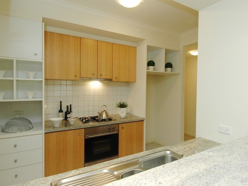 8/1 Henry Lawson Walk, East Perth WA 6004