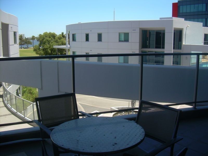 14/132 Terrace Road, Perth WA 6000