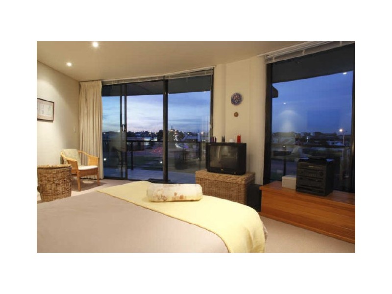 1/10 Eastbrook Terrace, East Perth WA 6004