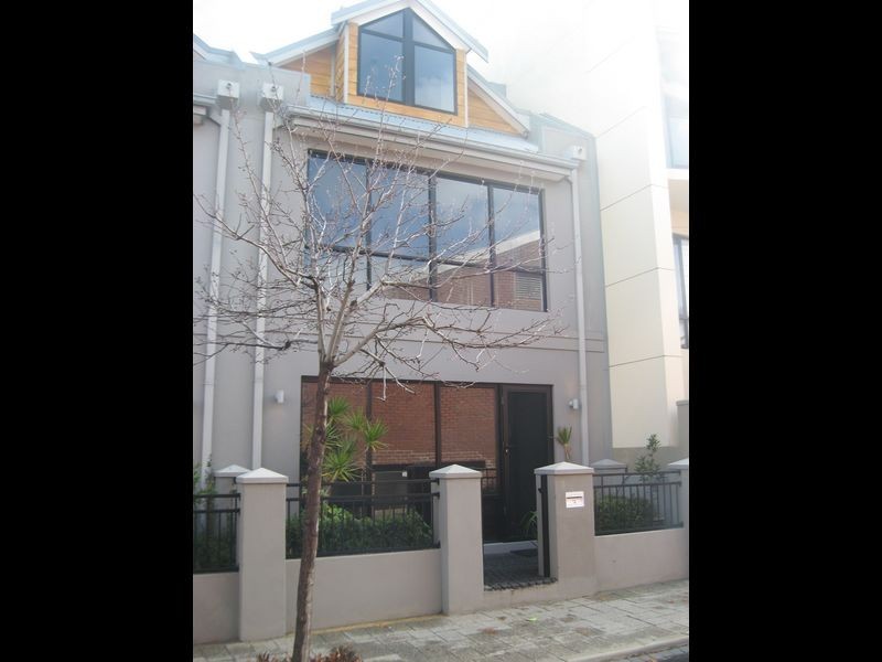 12 Boans Lane, East Perth WA 6004