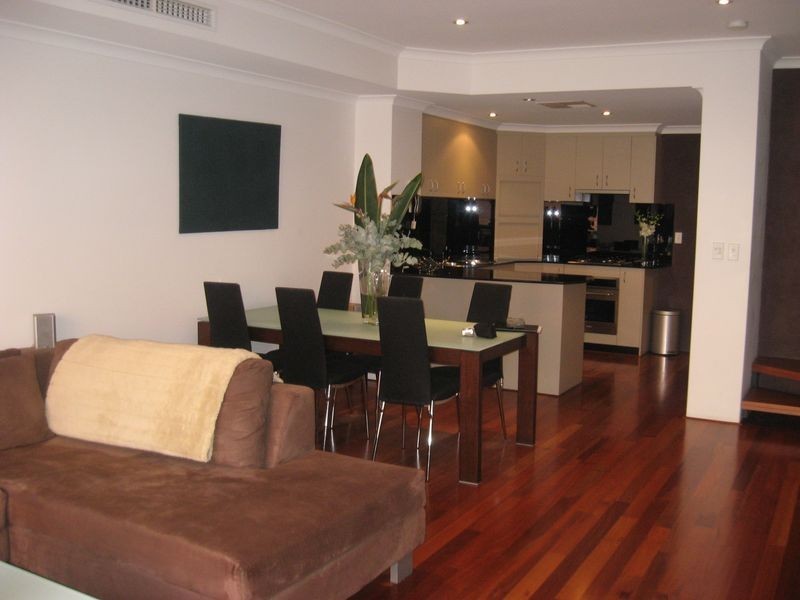 12 Boans Lane, East Perth WA 6004