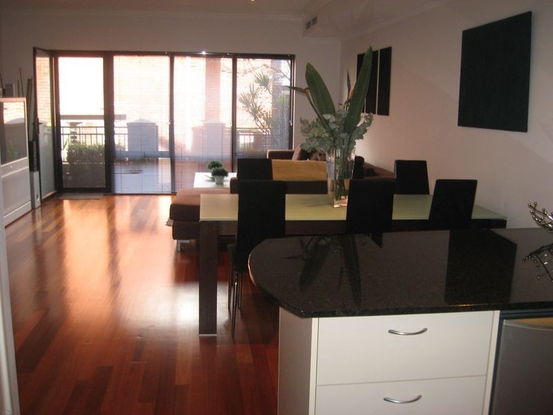 12 Boans Lane, East Perth WA 6004