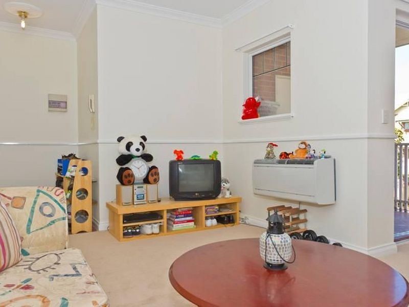 18/62 Bronte Street, East Perth WA 6004