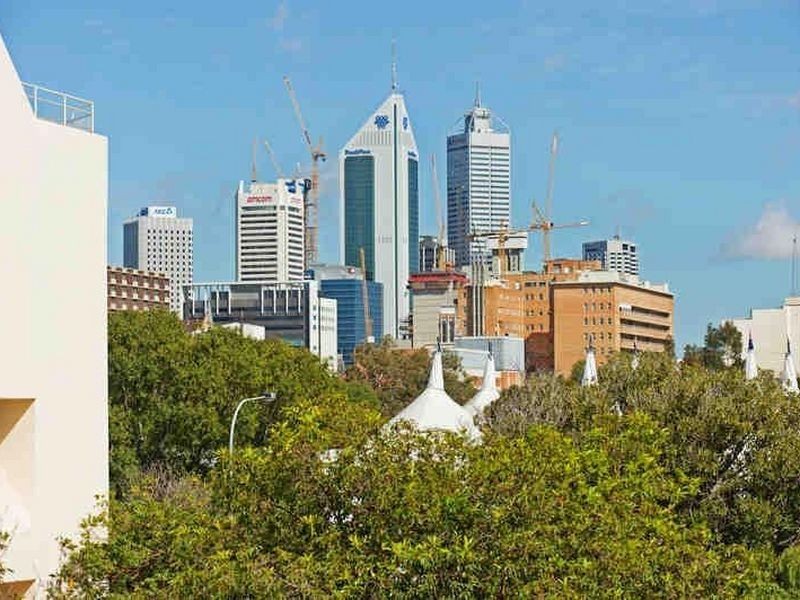 18/62 Bronte Street, East Perth WA 6004