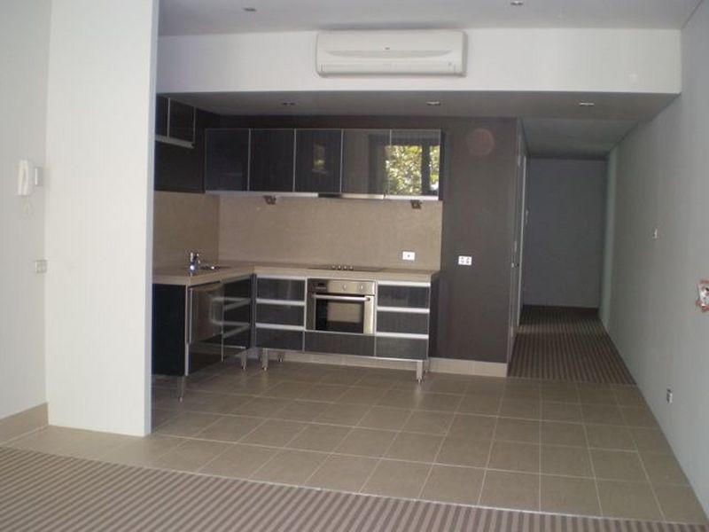 1/8 Victoria Avenue, Perth WA 6000