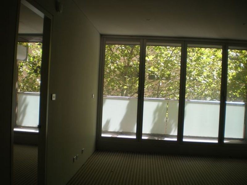 1/8 Victoria Avenue, Perth WA 6000