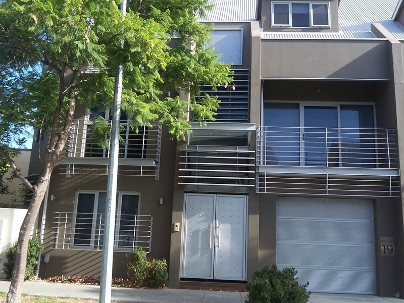 19 Forrest Avenue, East Perth WA 6004