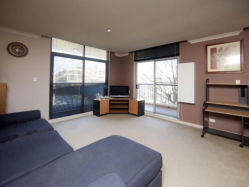 64/20 Royal Street, East Perth WA 6004