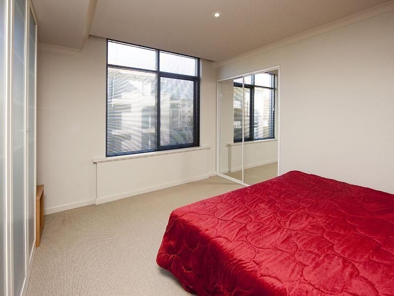 64/20 Royal Street, East Perth WA 6004