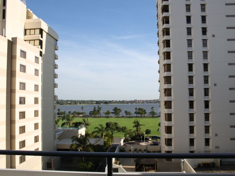 30/151 Adelaide Terrace, East Perth WA 6004