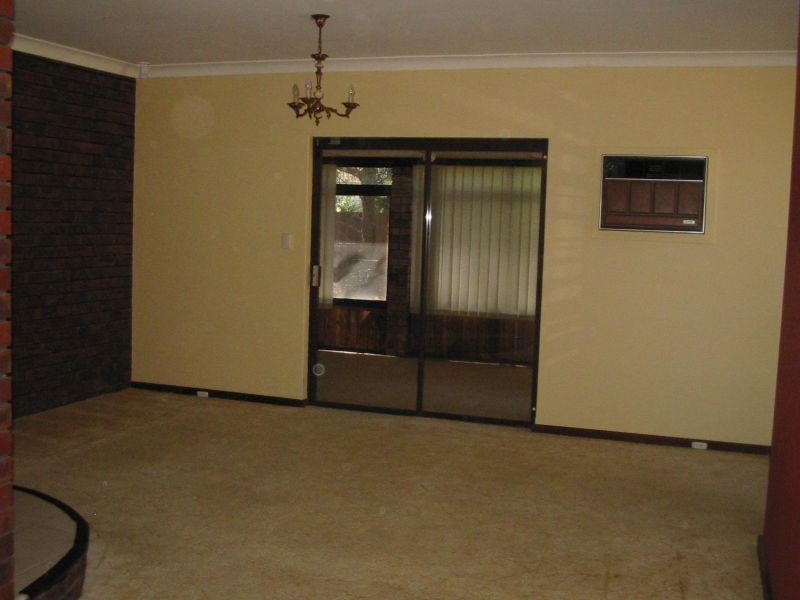 19b Ellerby Street, Glendalough WA 6016