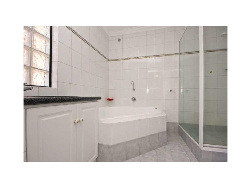 6/28 Waterloo Crescent, East Perth WA 6004