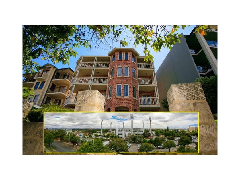 11/16 Waterloo Crescent, East Perth WA 6004