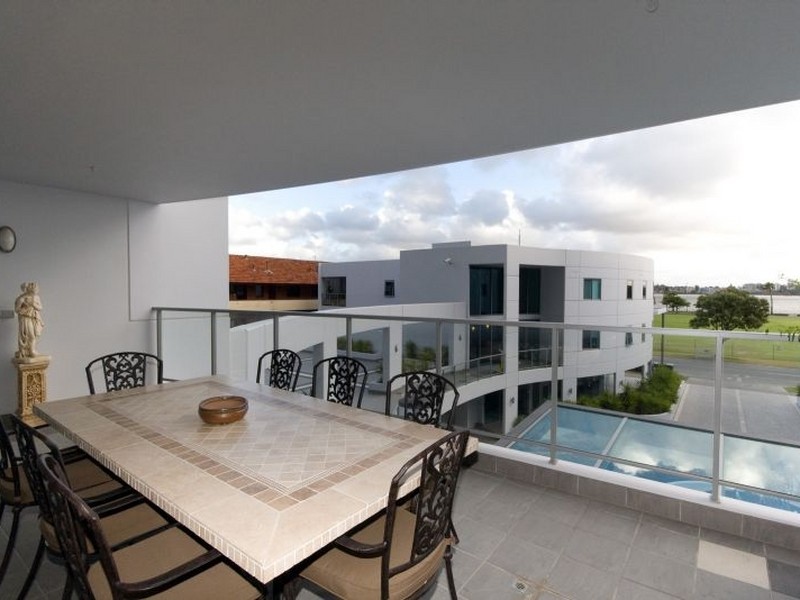 15/132 Terrace Road, Perth WA 6000