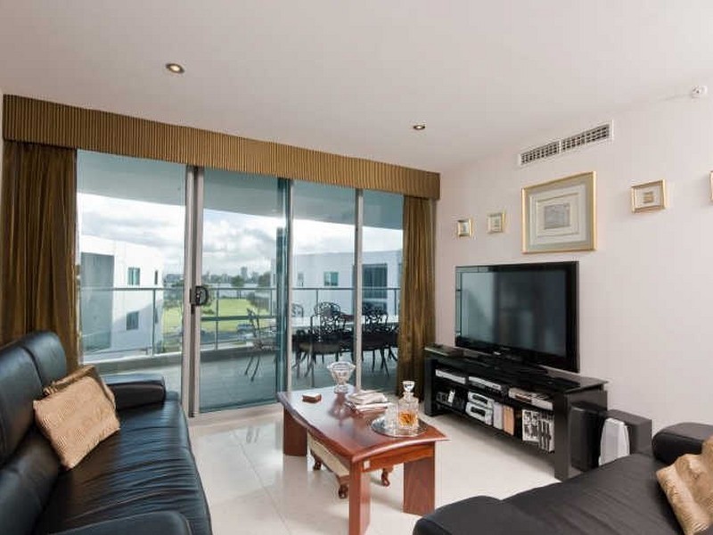 15/132 Terrace Road, Perth WA 6000