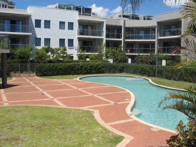 32/25 Melville Parade, South Perth WA 6151