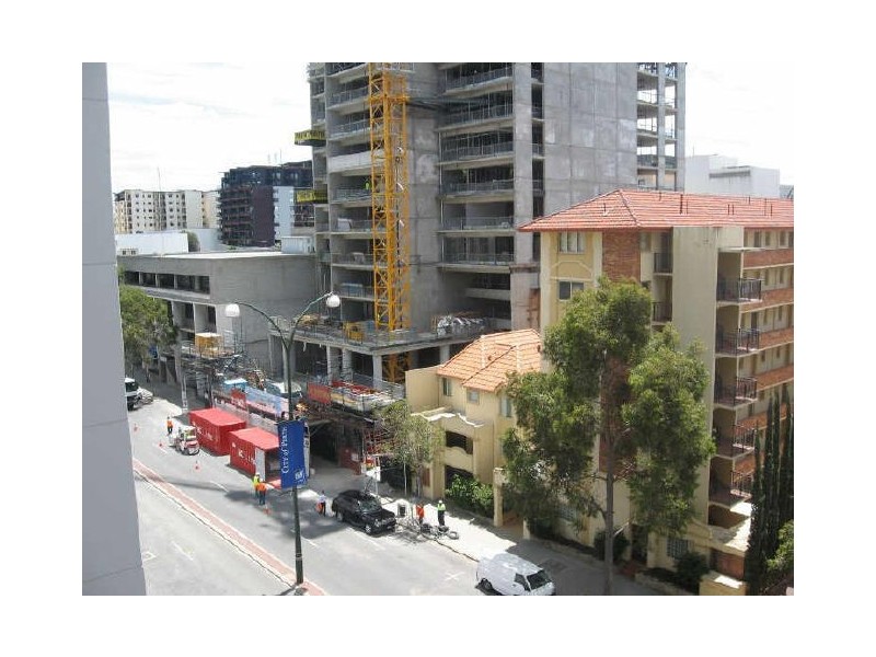 61/131 Adelaide Terrace, East Perth WA 6004