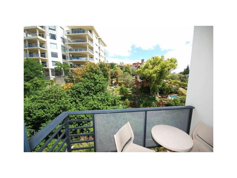 504/112 Mounts Bay Road, Perth WA 6000