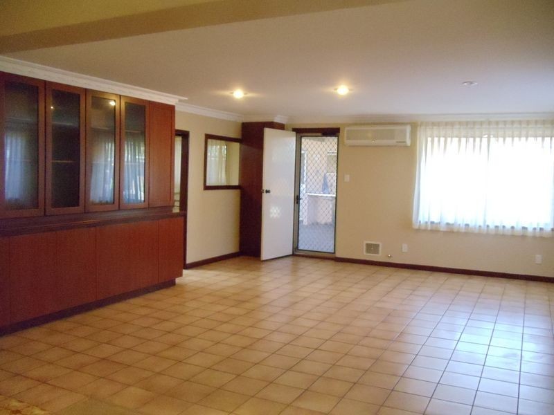 198 Sixth Avenue, Inglewood WA 6052