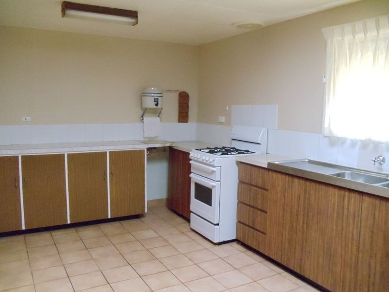 198 Sixth Avenue, Inglewood WA 6052