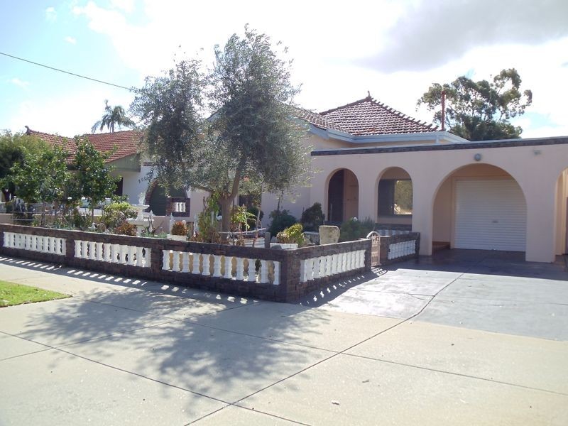 198 Sixth Avenue, Inglewood WA 6052