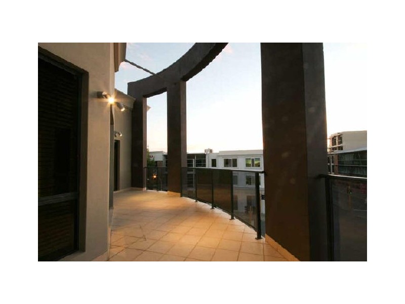 16/118 Royal Street, East Perth WA 6004