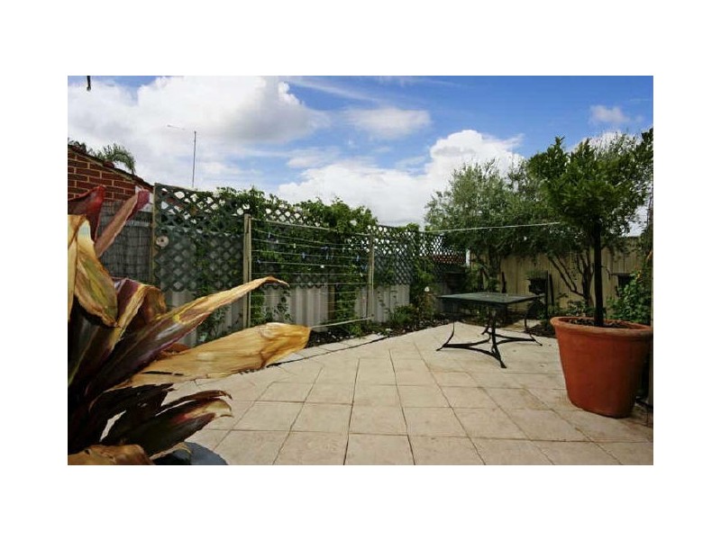 3/7 Waterloo Street, Joondanna WA 6060