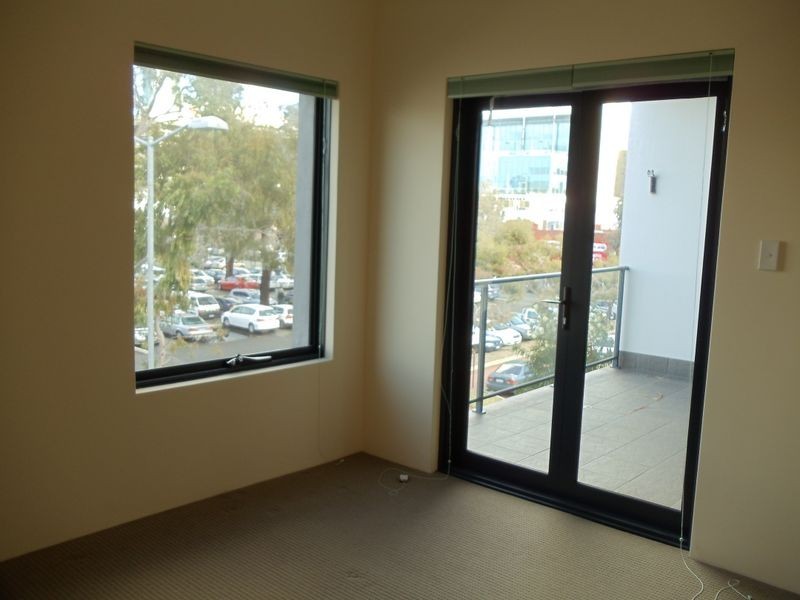 13/2 Pisconeri Street, Perth WA 6000