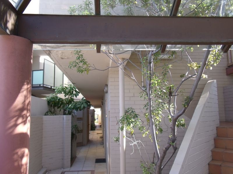 9/37 Mill Point Road, South Perth WA 6151