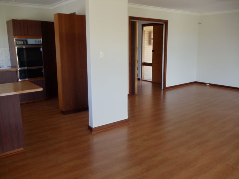 26 Fourth Avenue East, Maylands WA 6051