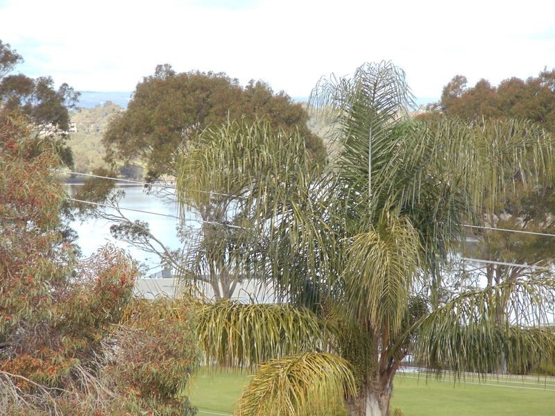 26 Fourth Avenue East, Maylands WA 6051