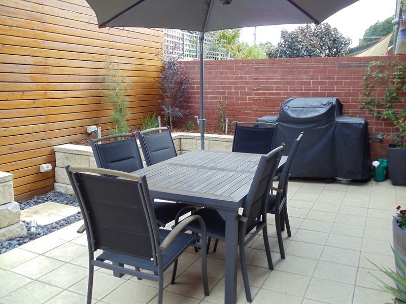 2/12 Elizabeth Street, Maylands WA 6051