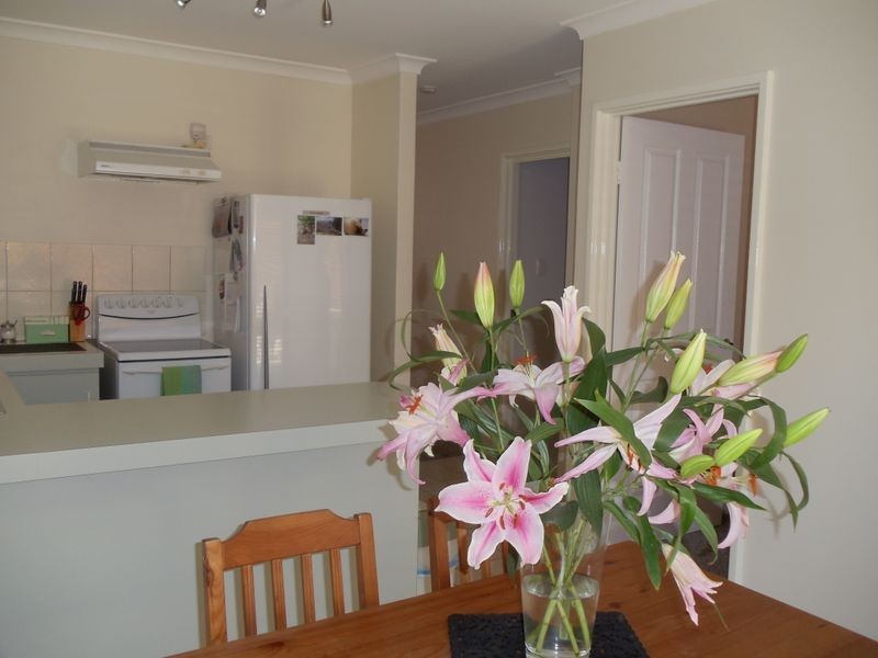 2/12 Elizabeth Street, Maylands WA 6051