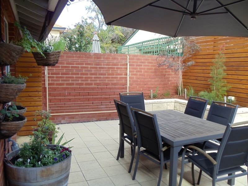 2/12 Elizabeth Street, Maylands WA 6051