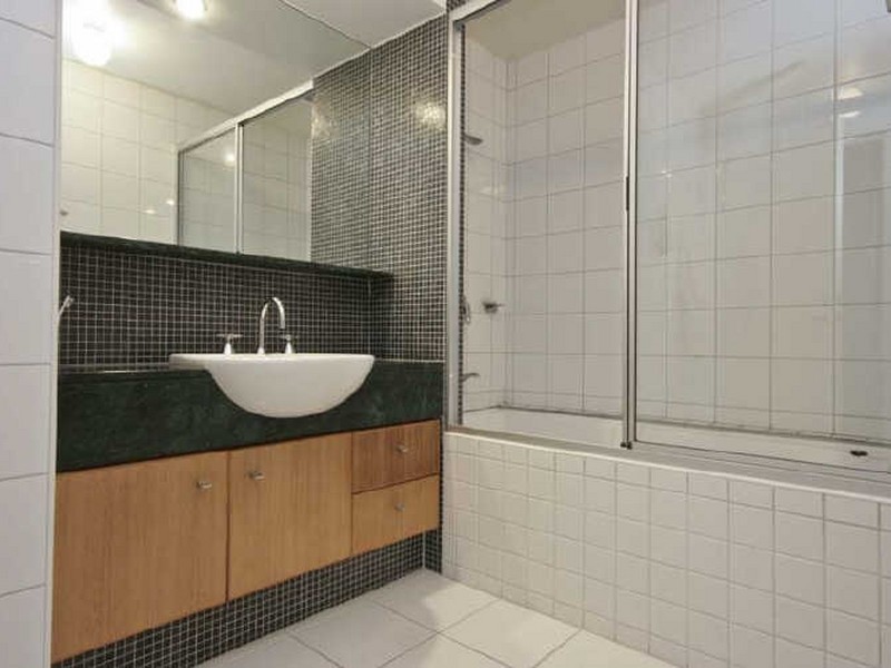 9/1 Henry Lawson Walk, East Perth WA 6004