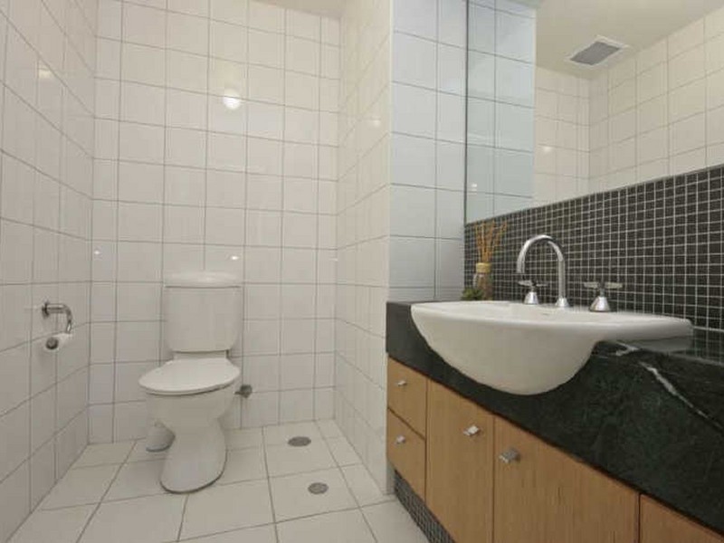 9/1 Henry Lawson Walk, East Perth WA 6004