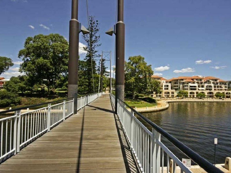 9/1 Henry Lawson Walk, East Perth WA 6004