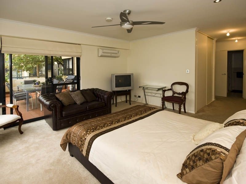 2/60-62 Henry Lawson Walk, East Perth WA 6004