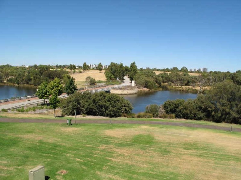 26 Riverina Drive, Ascot WA 6104