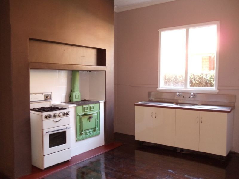 10 Cox Street, Bayswater WA 6053