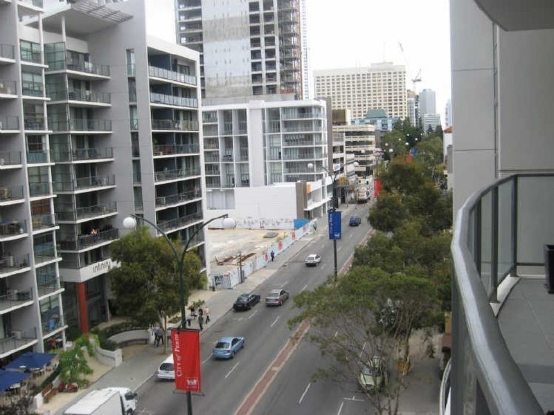 24/128 Adelaide Terrace, East Perth WA 6004