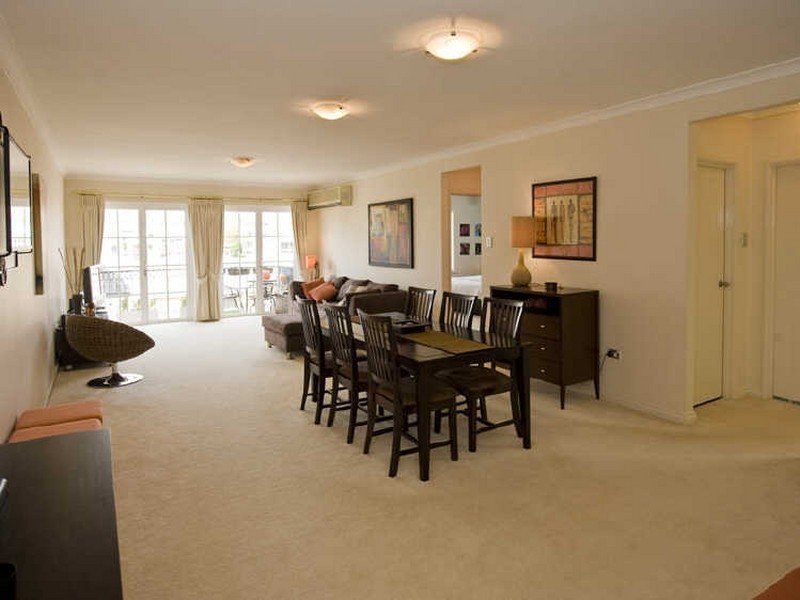 12B/2 Henry Lawson Walk, East Perth WA 6004