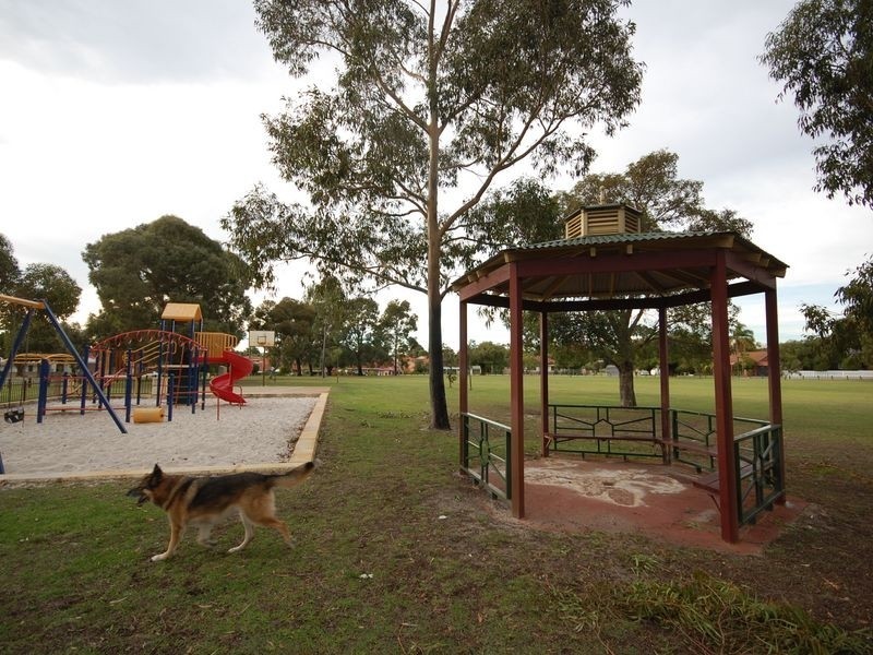 6 Humphry Street, St James WA 6102