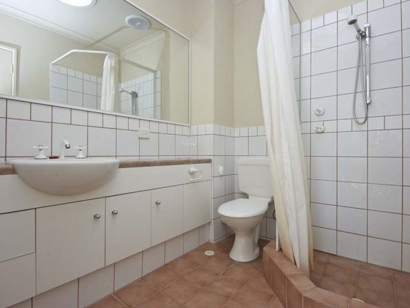 16 Constitution Street, East Perth WA 6004