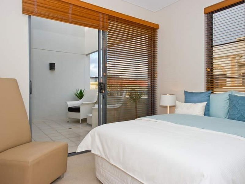 8/113 Royal Street, East Perth WA 6004