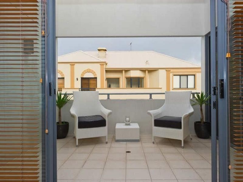 8/113 Royal Street, East Perth WA 6004